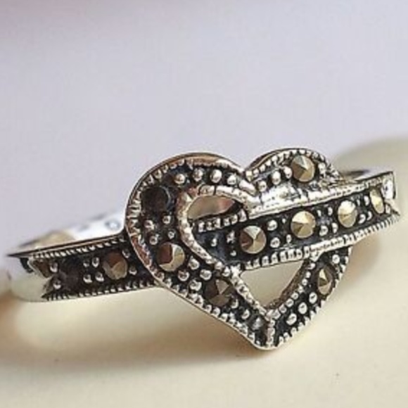 Sterling Silver Marcasite Open Heart Promise Ring Size 8 9 - Picture 1 of 8